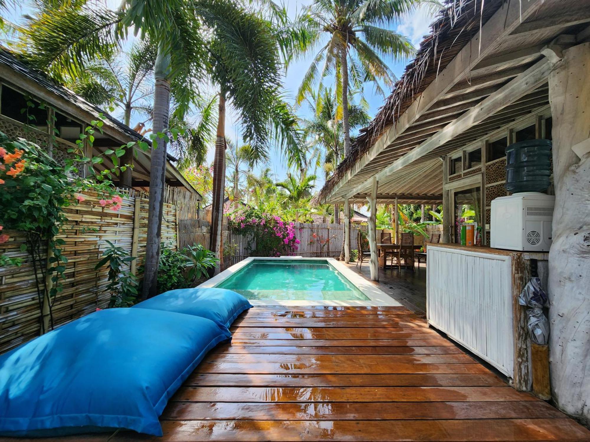 Bamboo Lodge Gili Trawangan Exterior photo