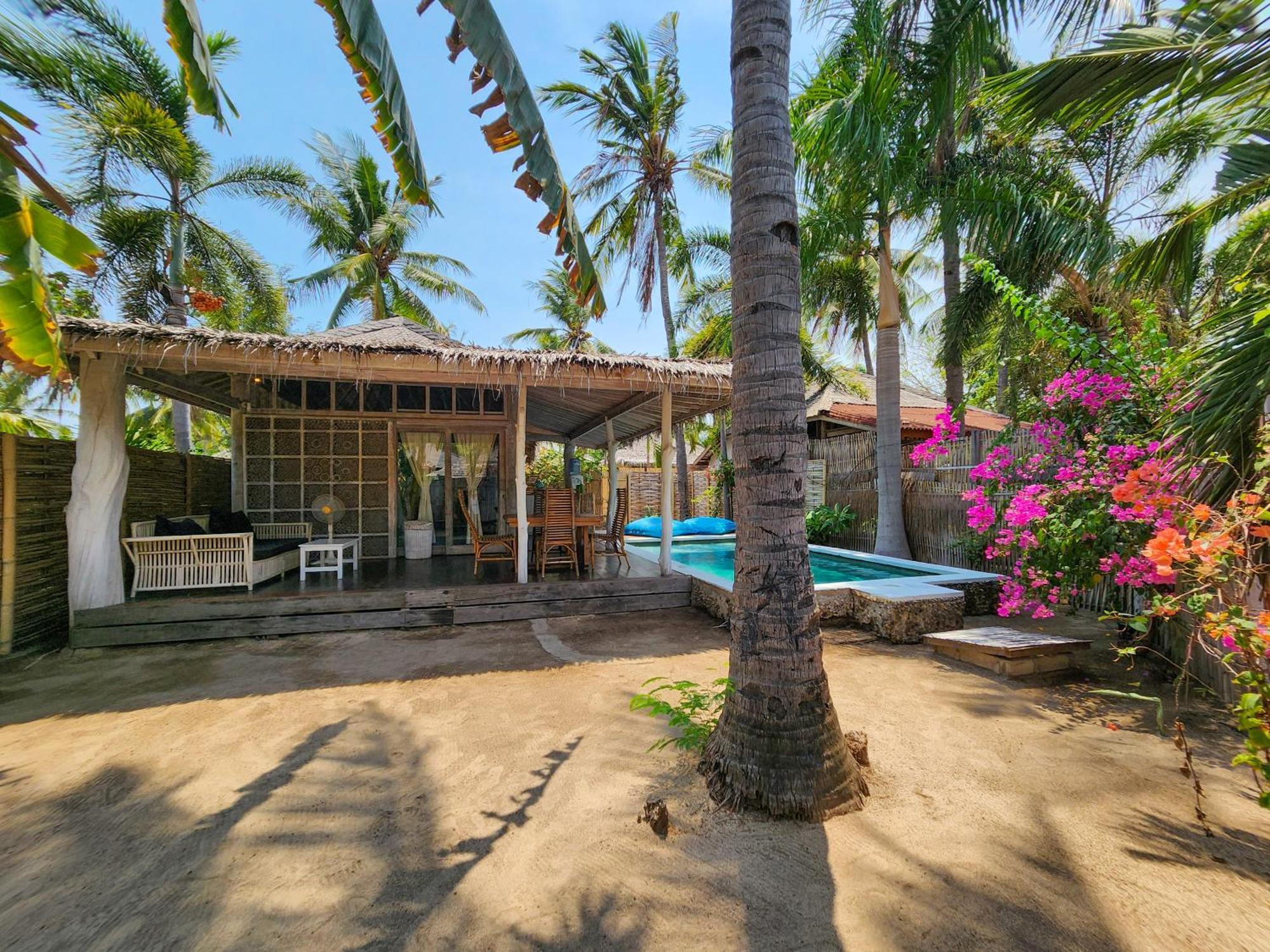 Bamboo Lodge Gili Trawangan Exterior photo