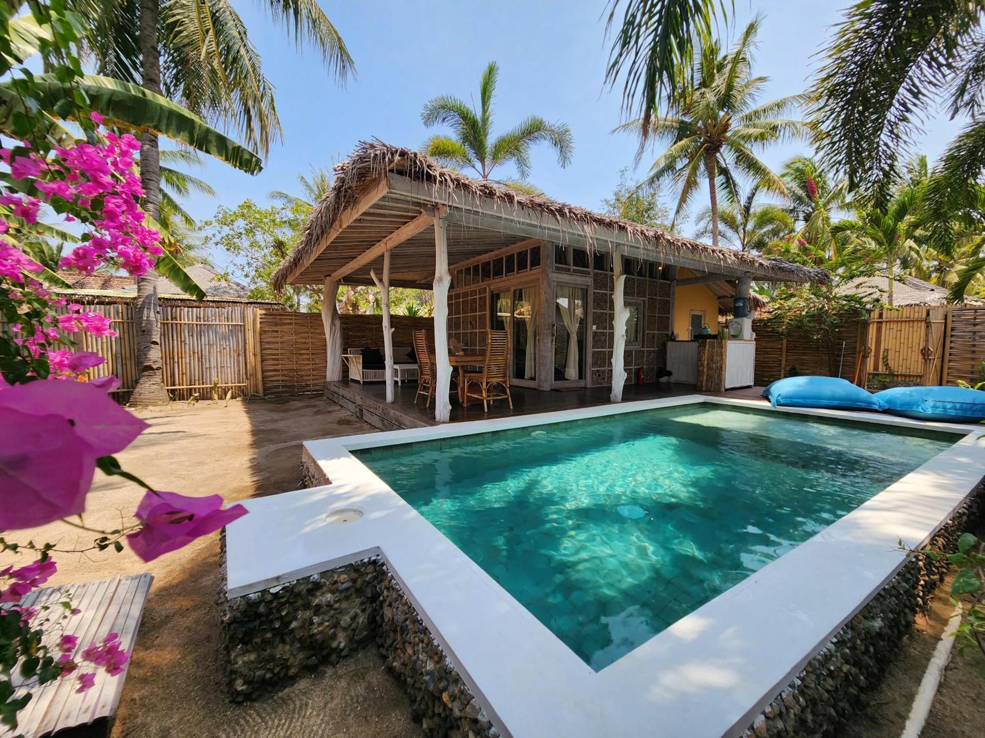 Bamboo Lodge Gili Trawangan Exterior photo